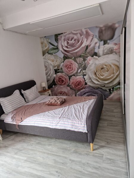 Piata Romana, blocul Eva,